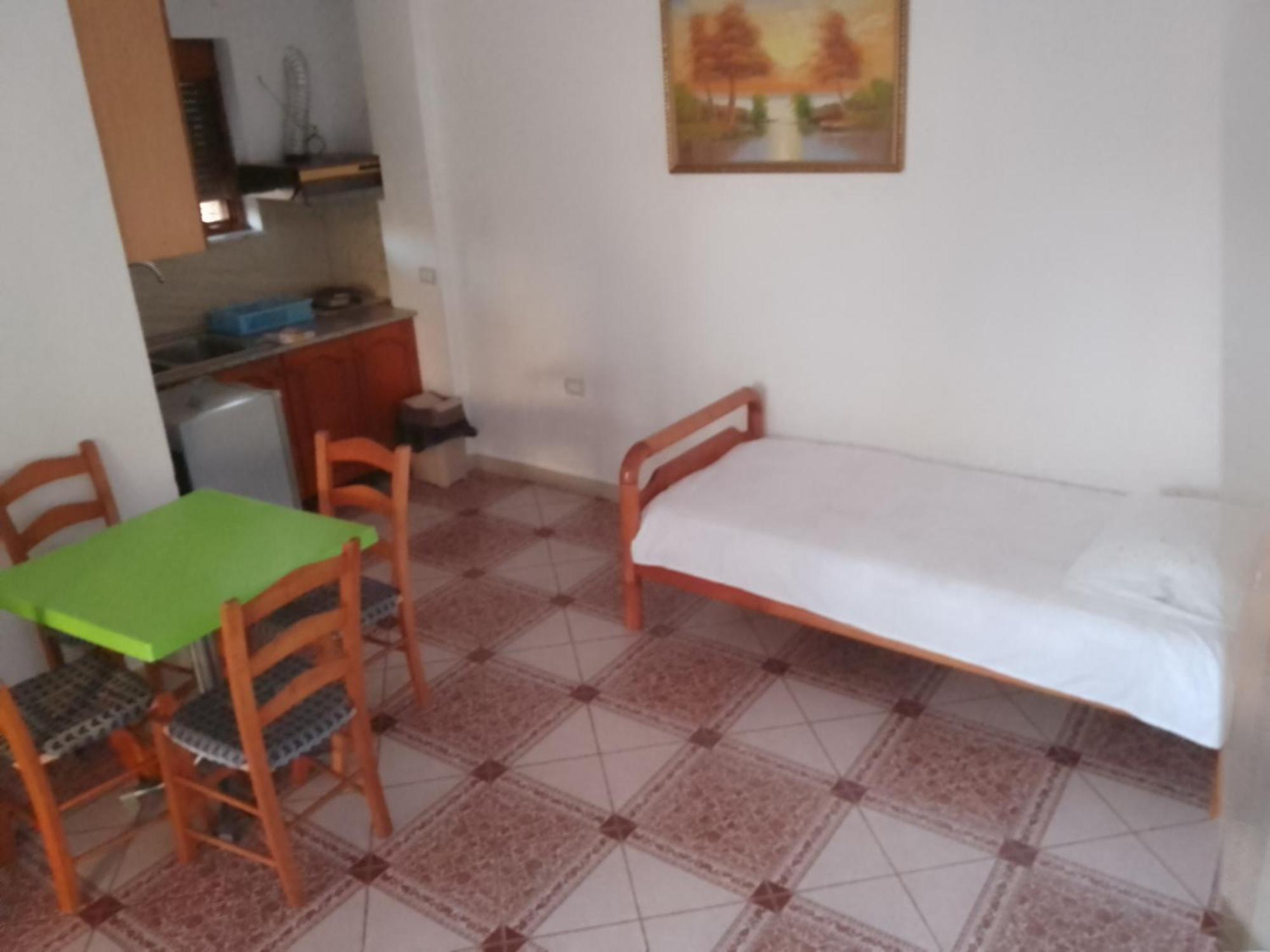 Beta Holidays Vlorë Esterno foto